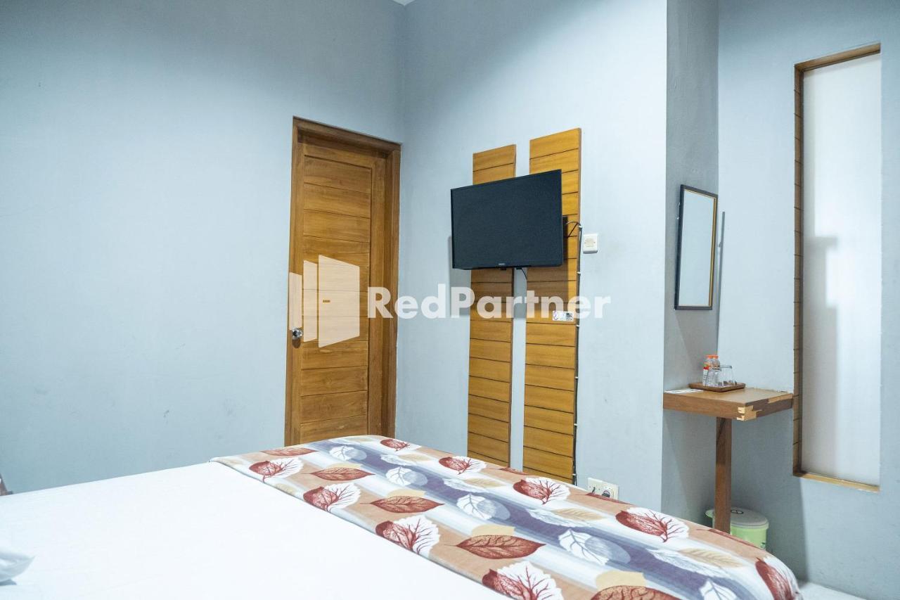 Omah Capung Near Malioboro Area Mitra Reddoorz Hotel Yogyakarta Exterior photo